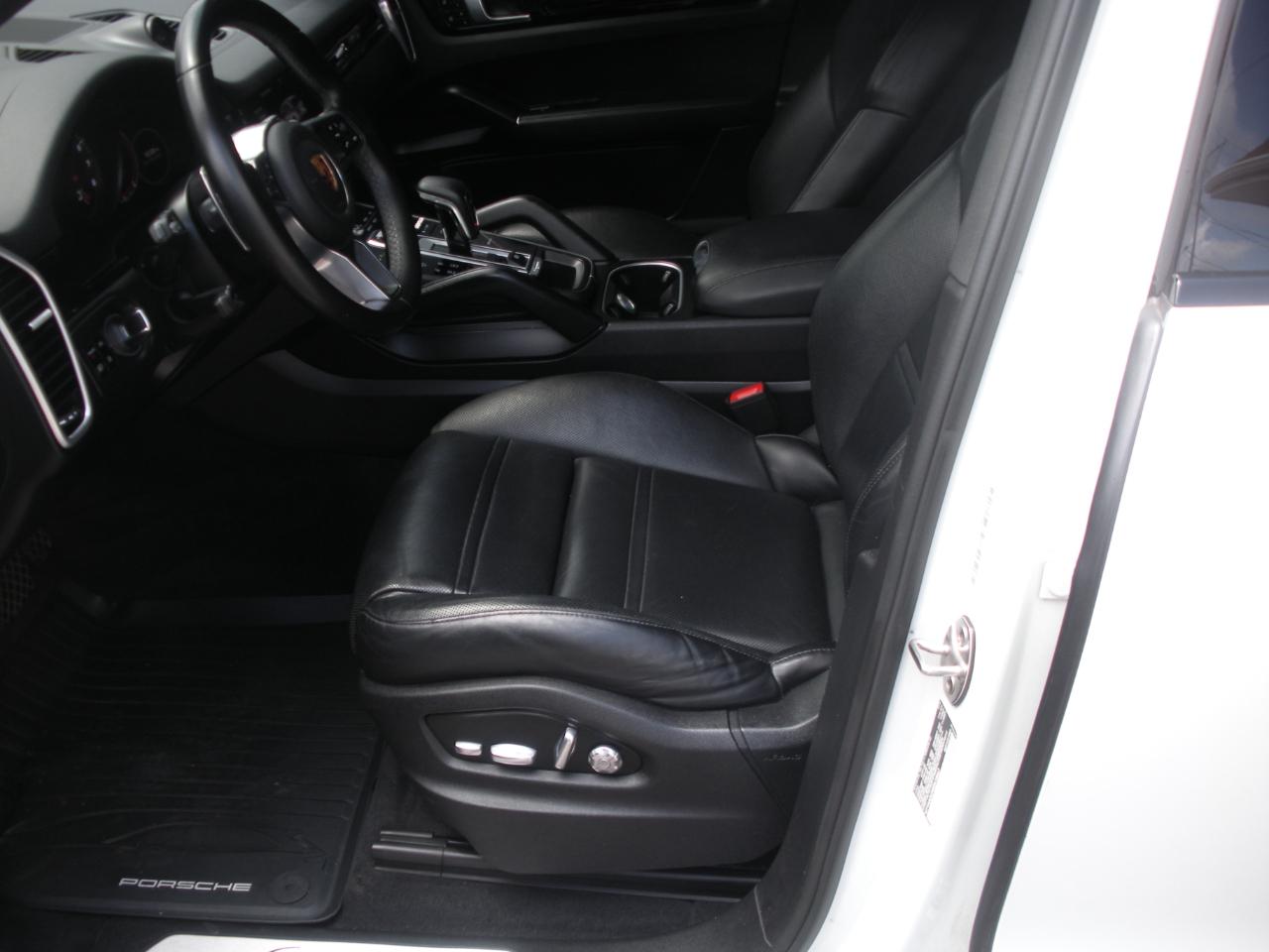 Porsche Cayenne Base 2019