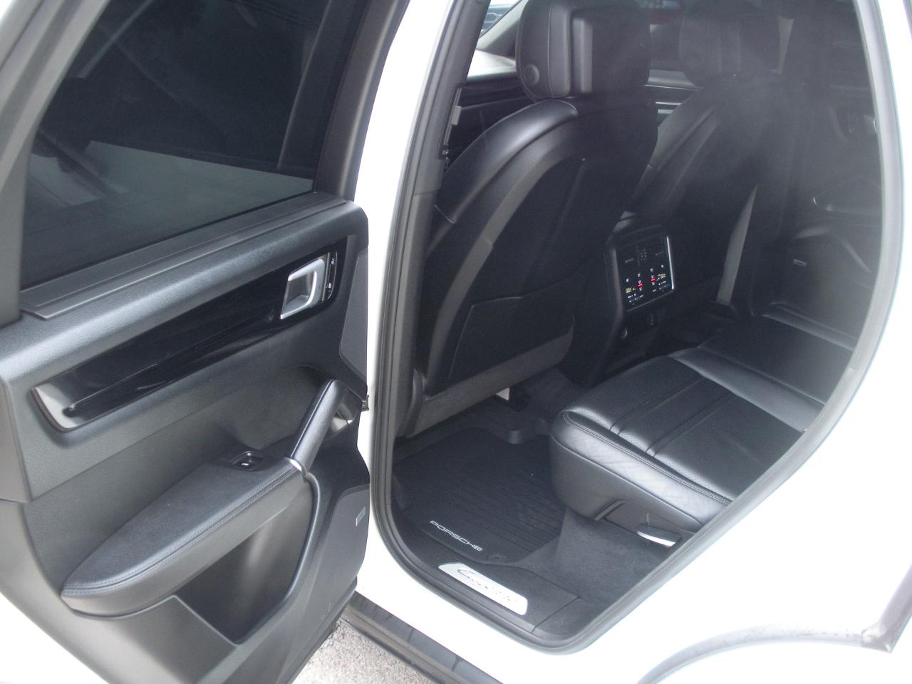 Porsche Cayenne Base 2019
