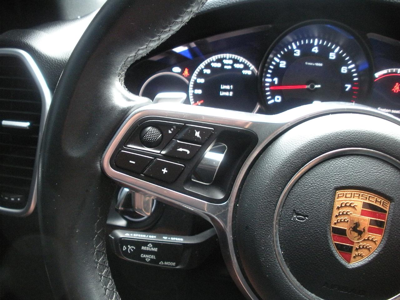 Porsche Cayenne Base 2019