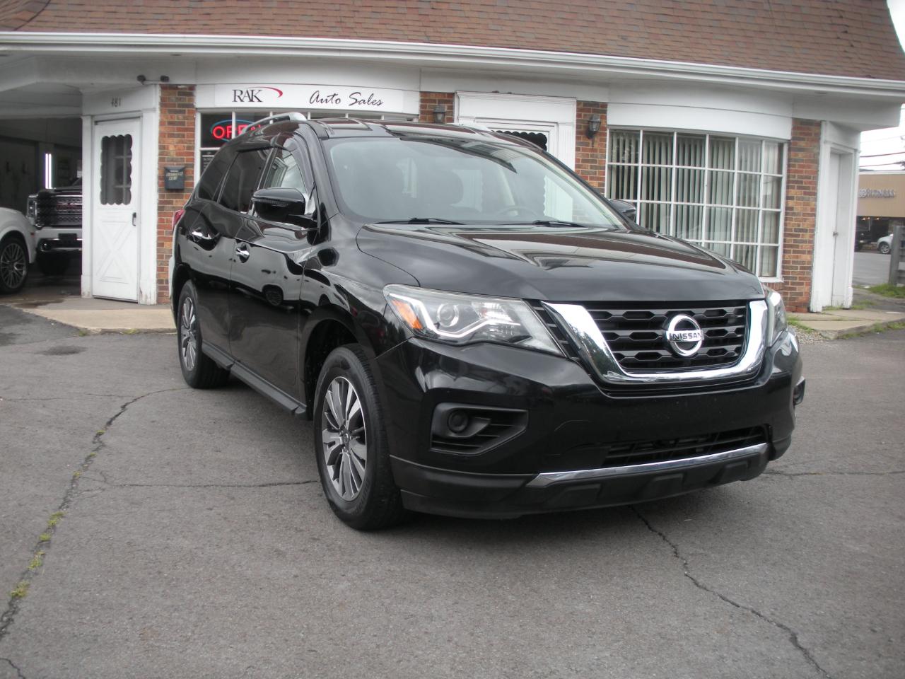 Nissan Pathfinder S 4WD 2020