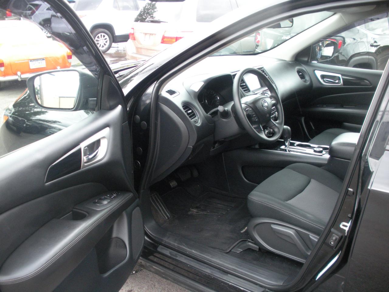 Nissan Pathfinder S 4WD 2020