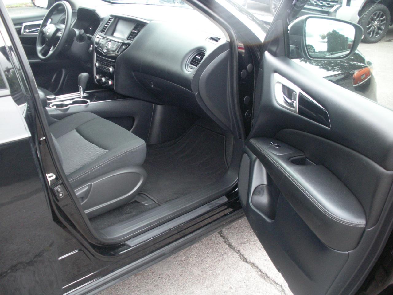 Nissan Pathfinder S 4WD 2020