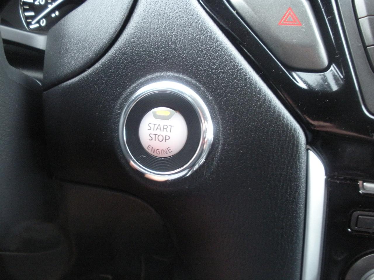 Nissan Pathfinder S 4WD 2020