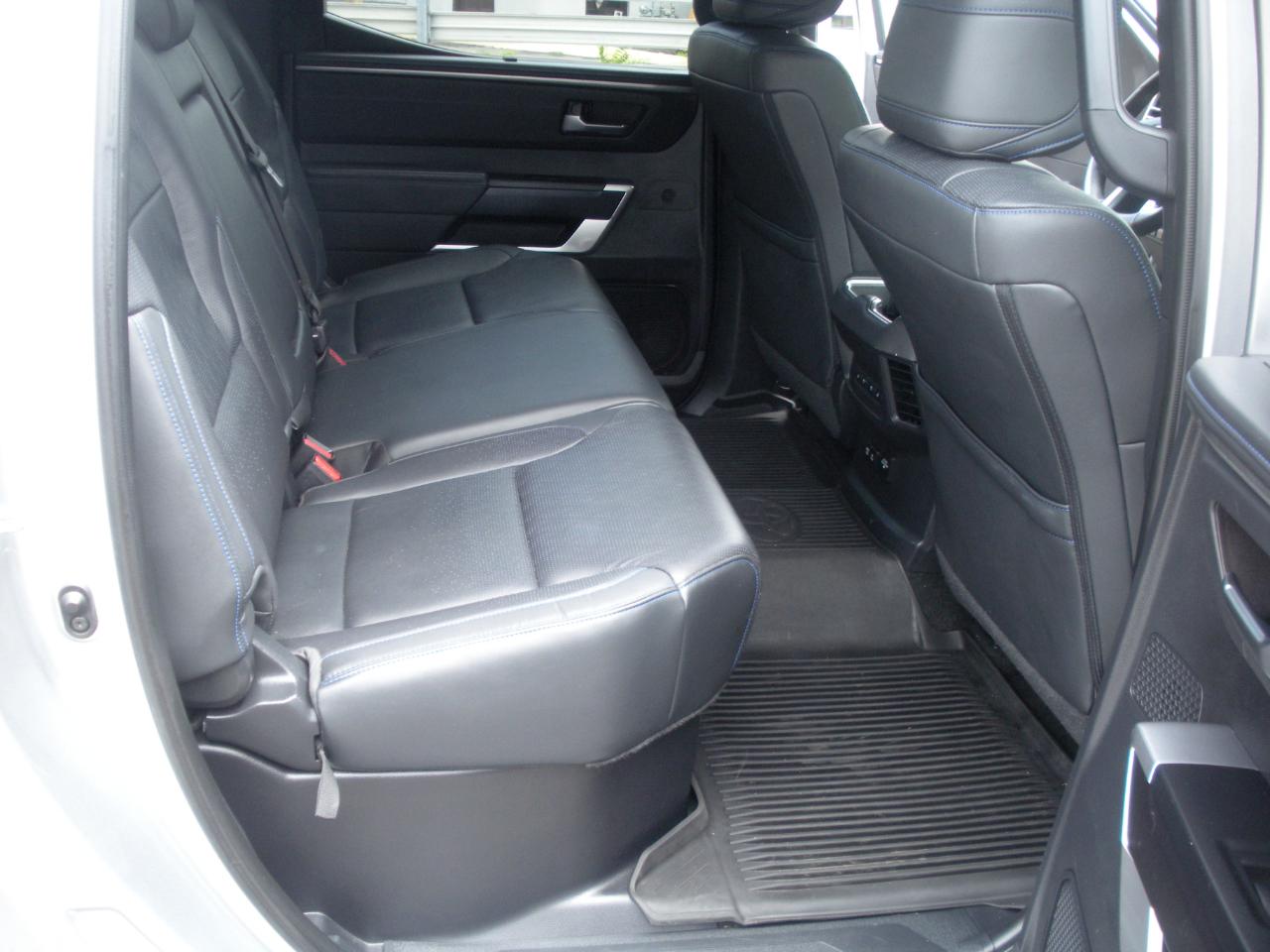 Toyota Tundra Platinum CrewMax 4WD 2023