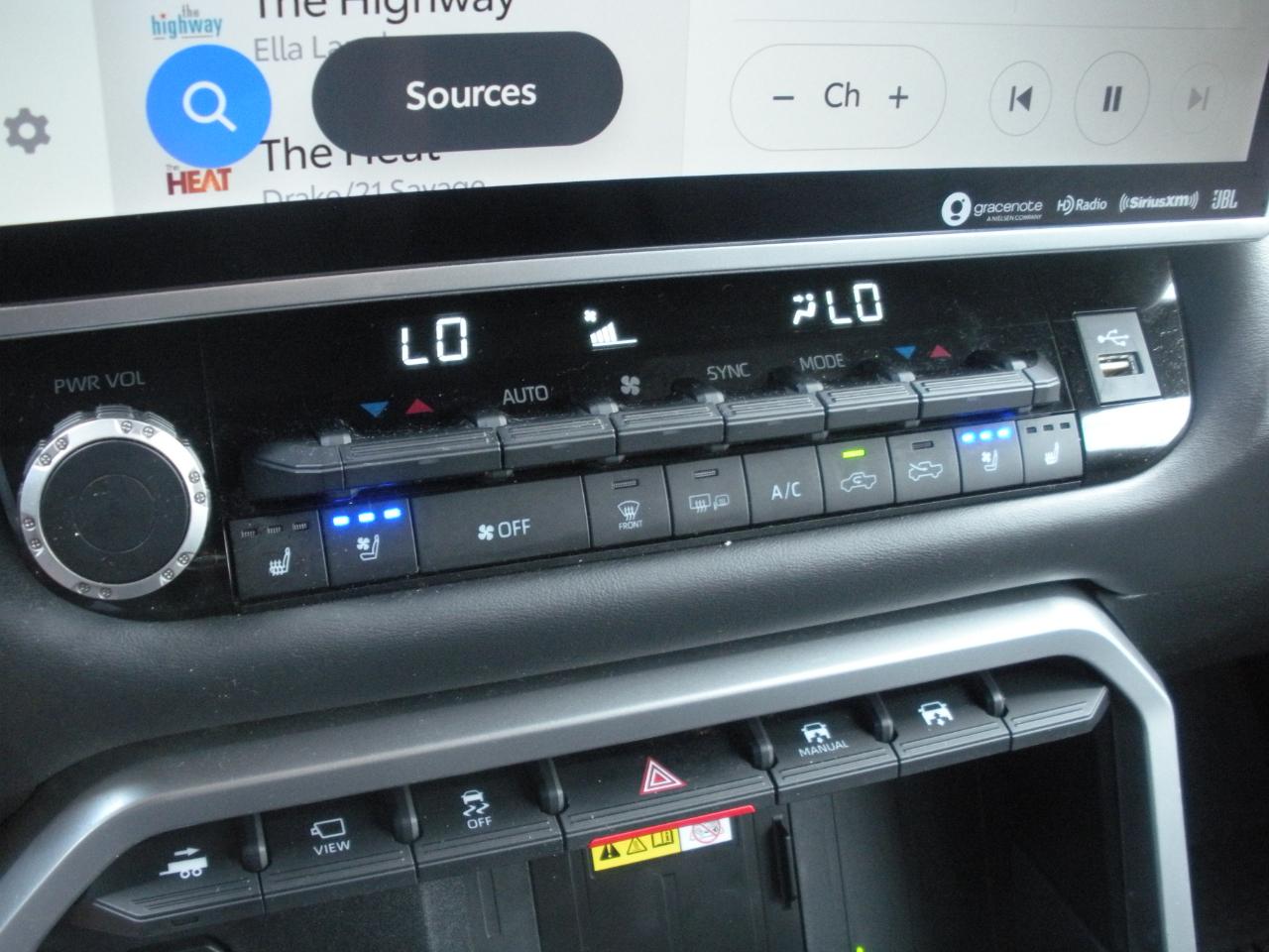 Toyota Tundra Platinum CrewMax 4WD 2023