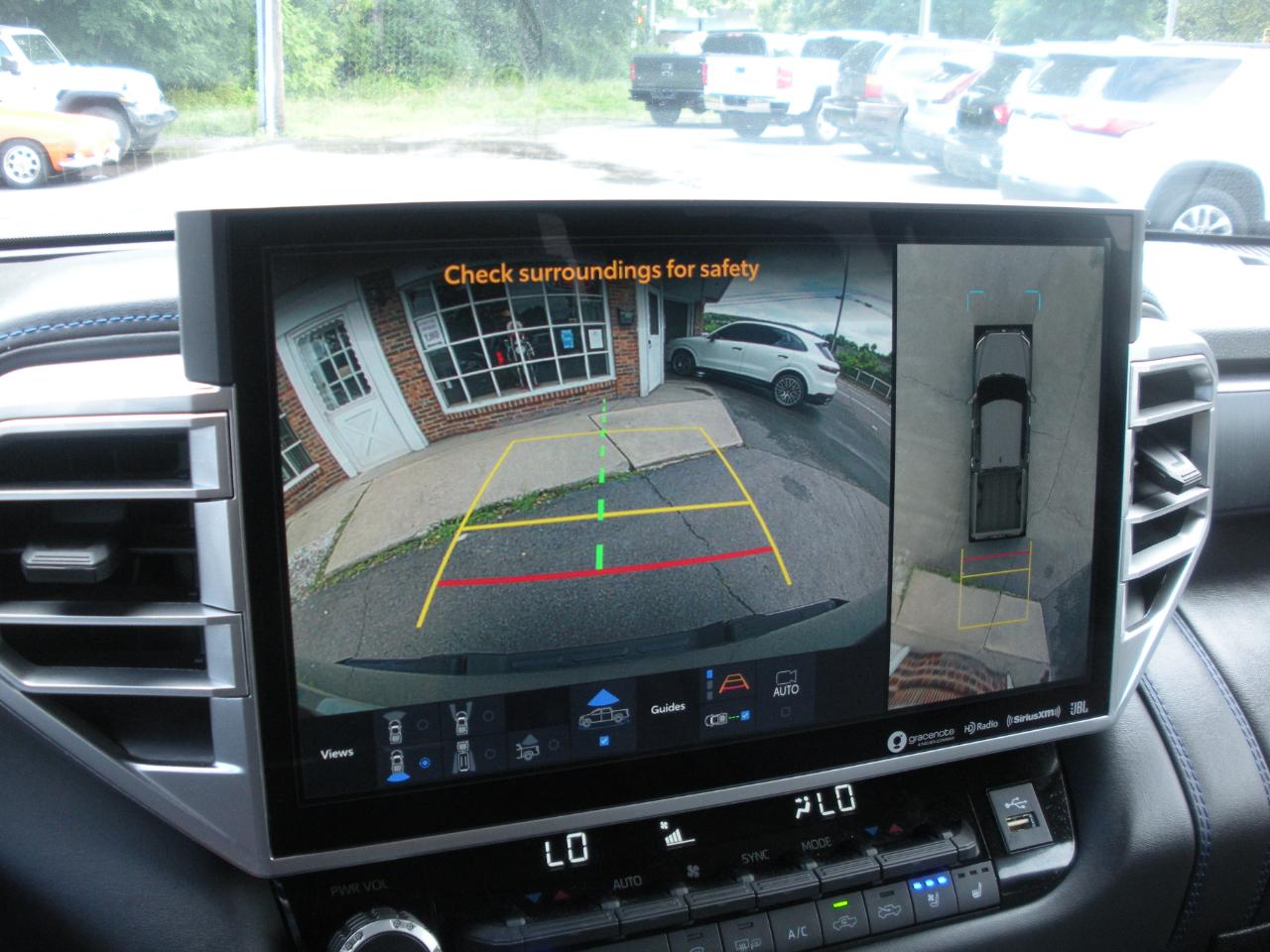 Toyota Tundra Platinum CrewMax 4WD 2023