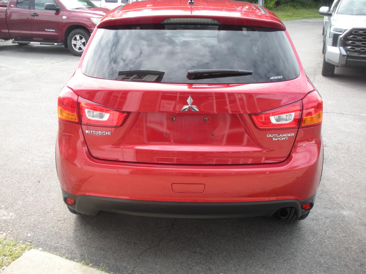 Mitsubishi Outlander Sport 2.0 ES 4WD CVT 2016