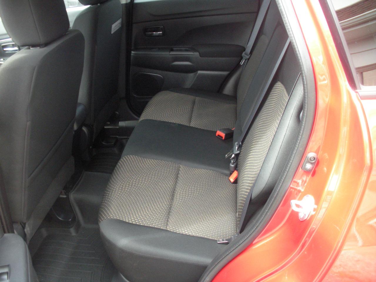 Mitsubishi Outlander Sport 2.0 ES 4WD CVT 2016