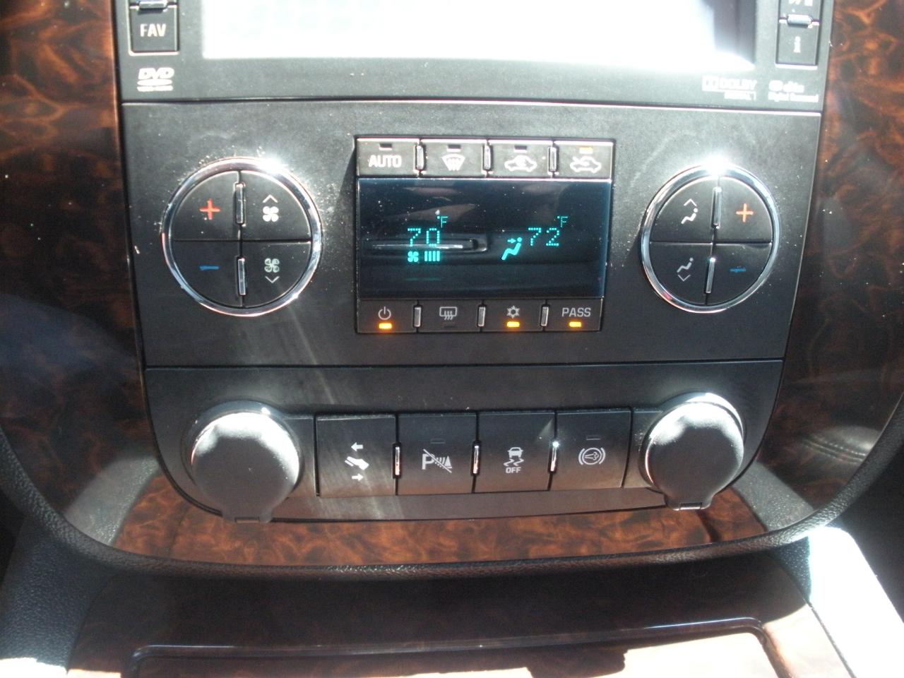 GMC Sierra 2500HD Denali Crew Cab 4WD 2014