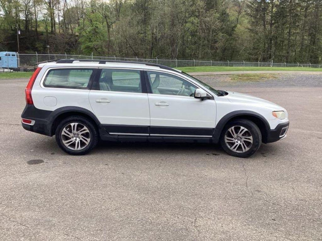 Volvo XC70  2010