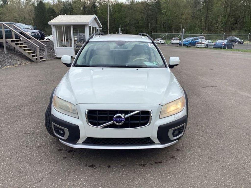 Volvo XC70  2010