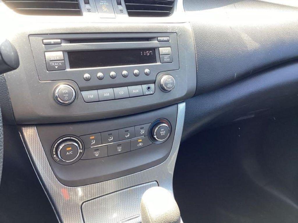 Nissan Sentra  2014
