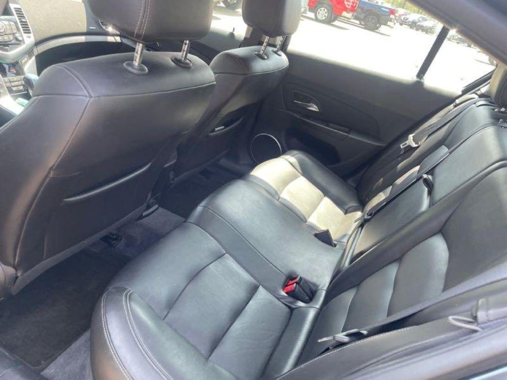 Chevrolet Cruze  2012