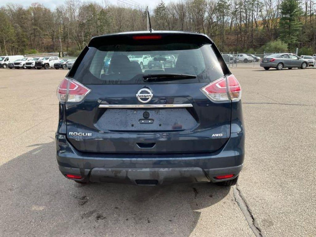 Nissan Rogue  2016