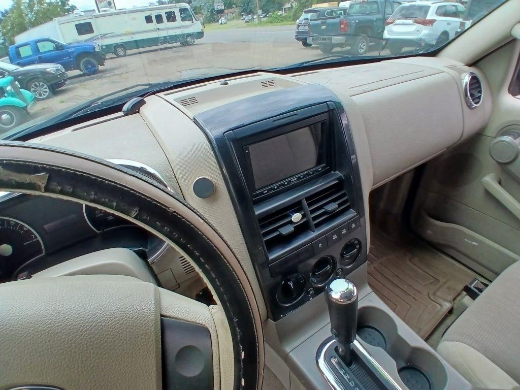 Ford Explorer  2006