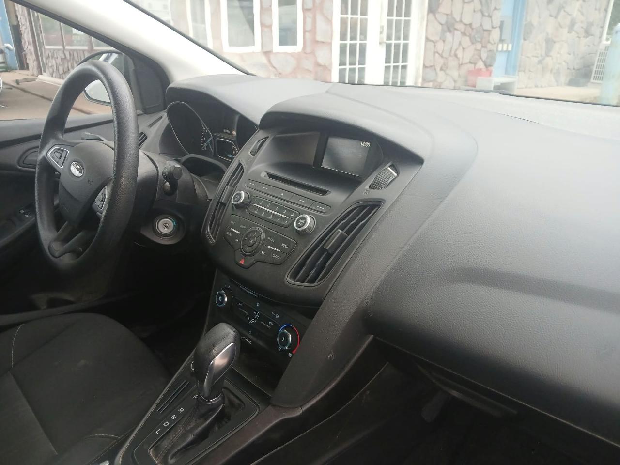 Ford Focus S 2017