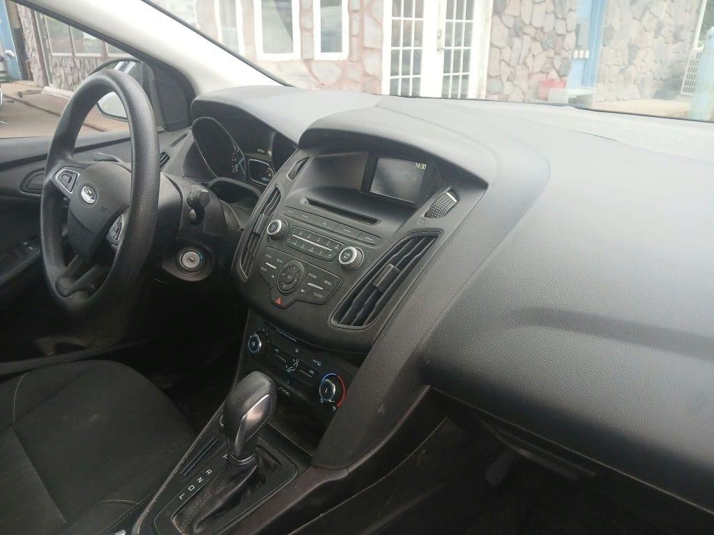 Ford Focus  2017