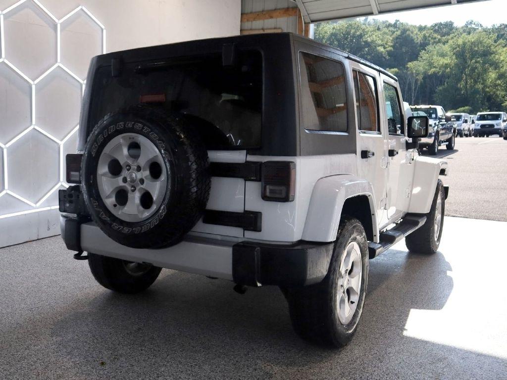 Jeep Wrangler  2013