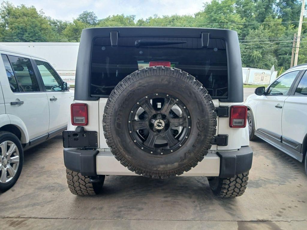 Jeep Wrangler  2013