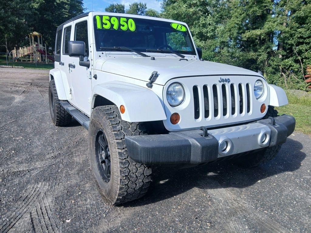 Jeep Wrangler photo 3
