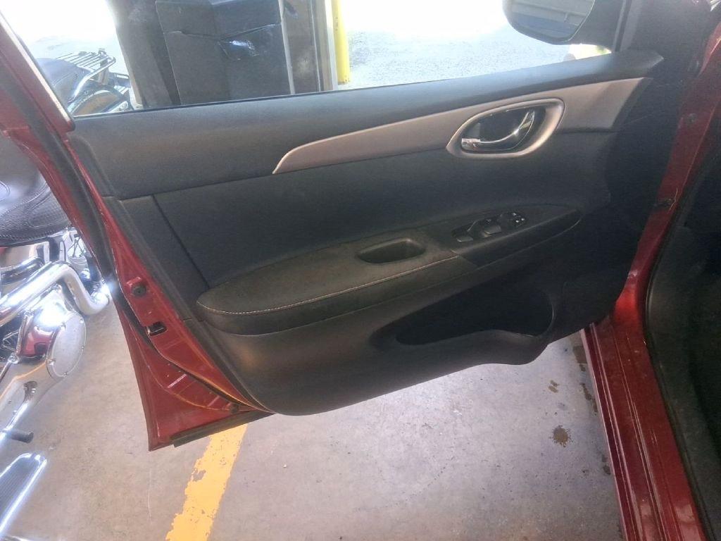 Nissan Sentra  2015