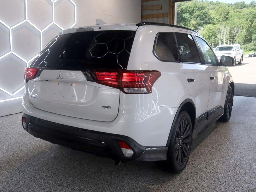 Mitsubishi Outlander SEL 2020
