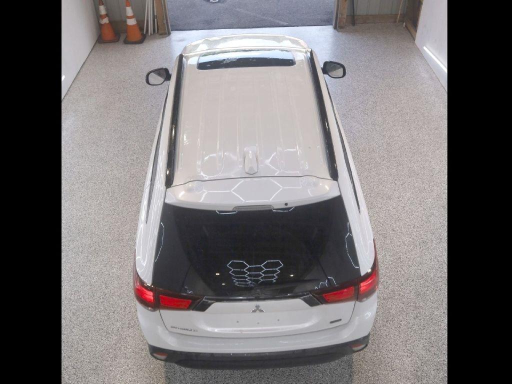 Mitsubishi Outlander SEL 2020