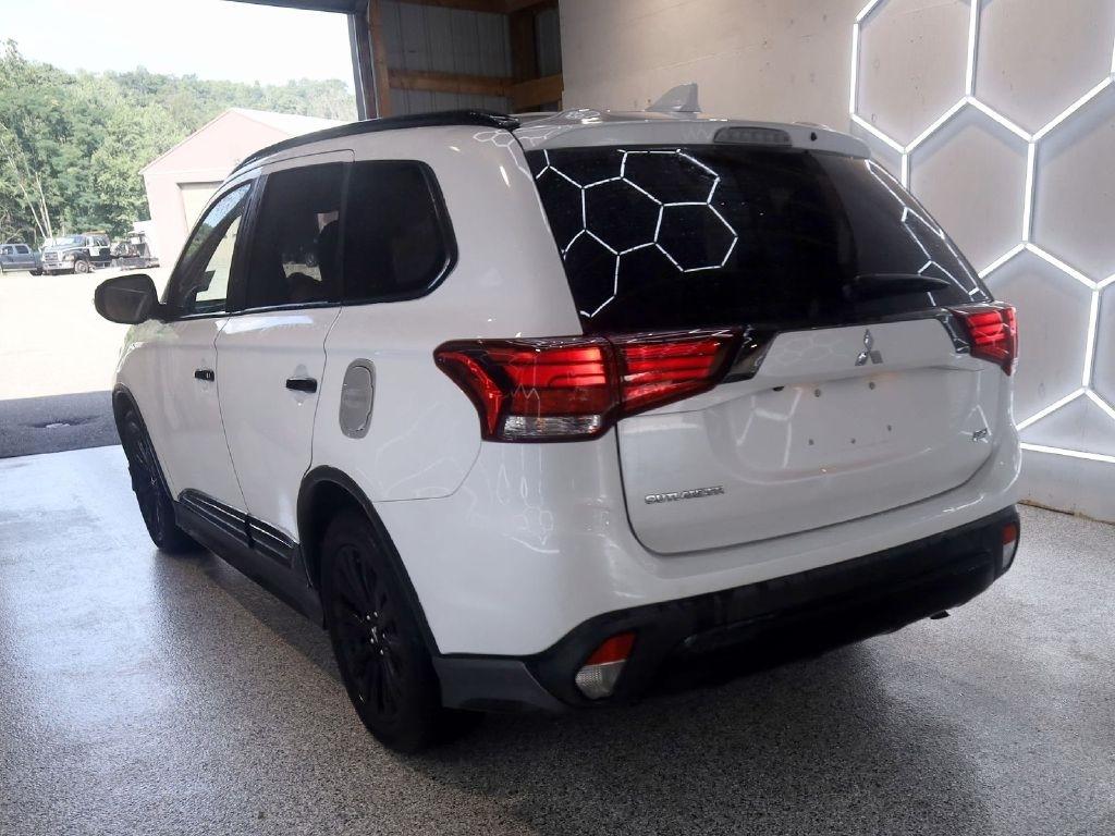 Mitsubishi Outlander SEL 2020