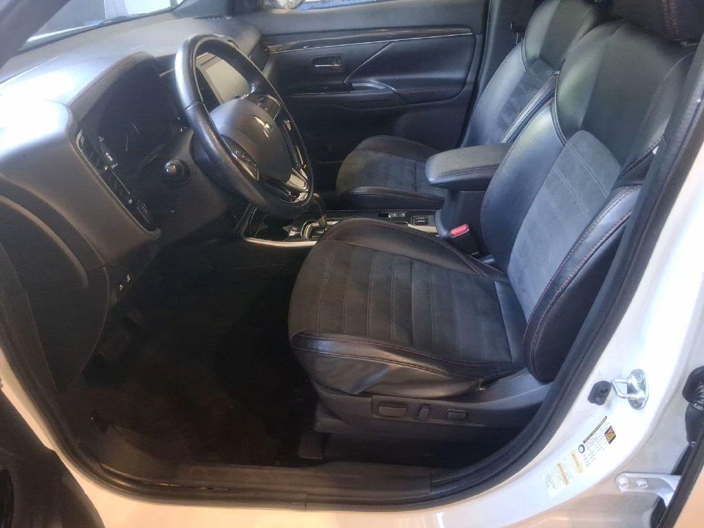 Mitsubishi Outlander SEL 2020