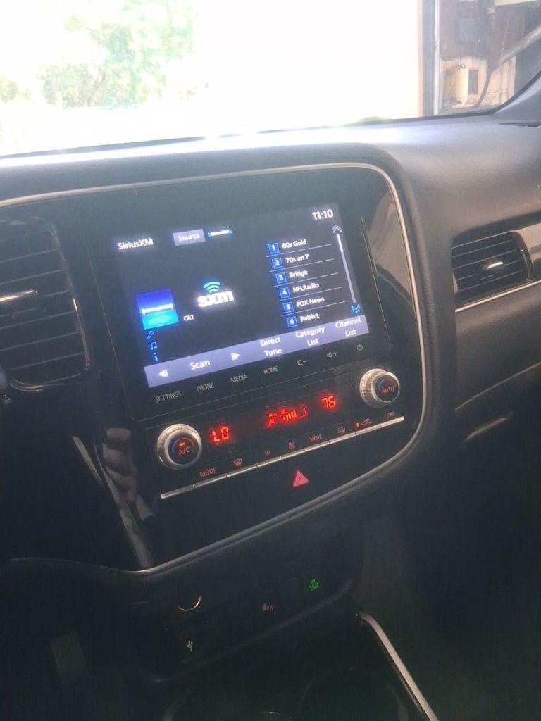 Mitsubishi Outlander SEL 2020