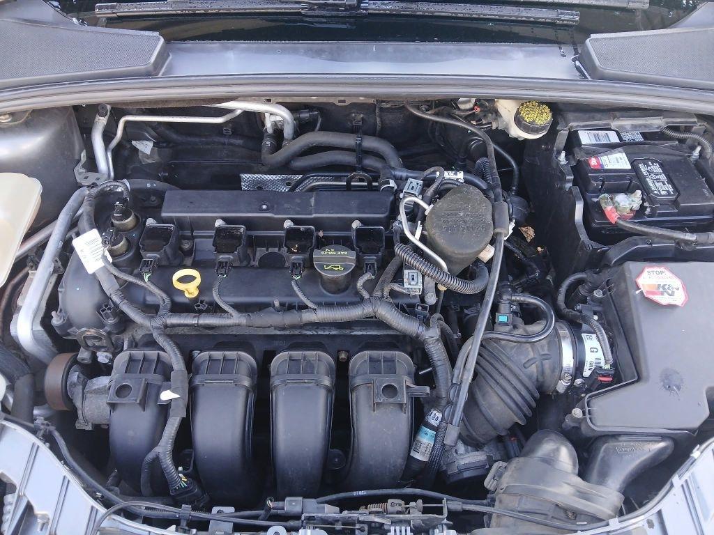 Ford Focus photo 16