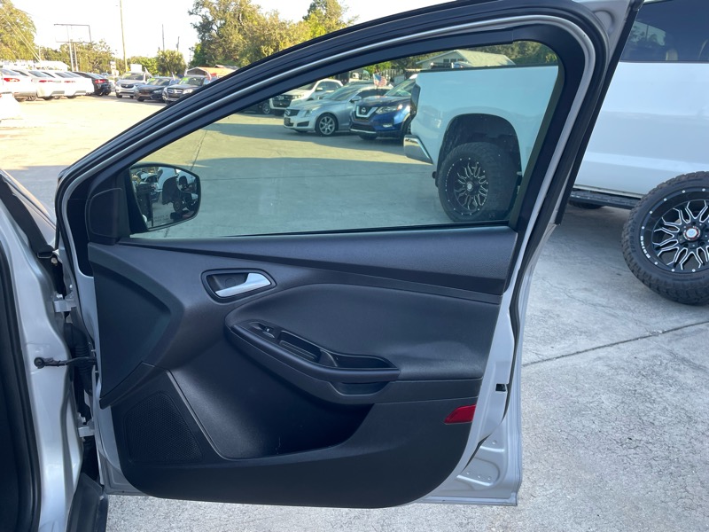 Ford Focus SE Hatch 2014 Ford Focus SE Hatch 2014