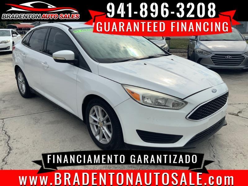 Ford Focus SE Sedan 2016