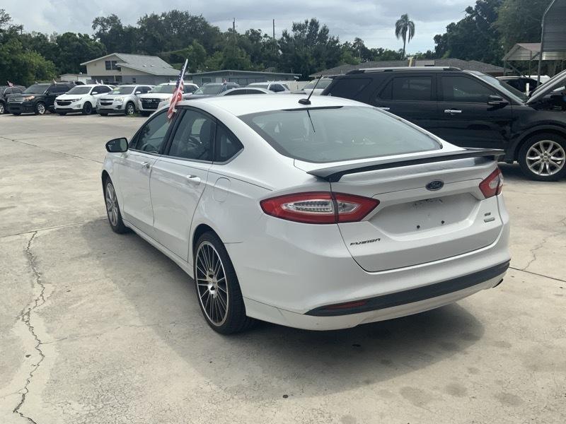 Ford Fusion SE 2014