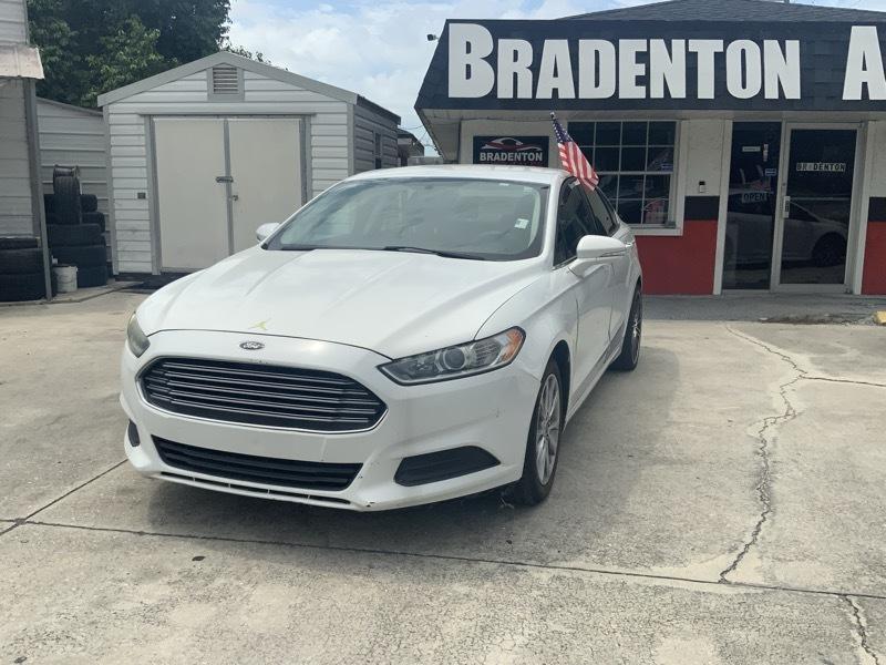 Ford Fusion SE 2014