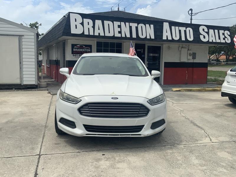 Ford Fusion SE 2014