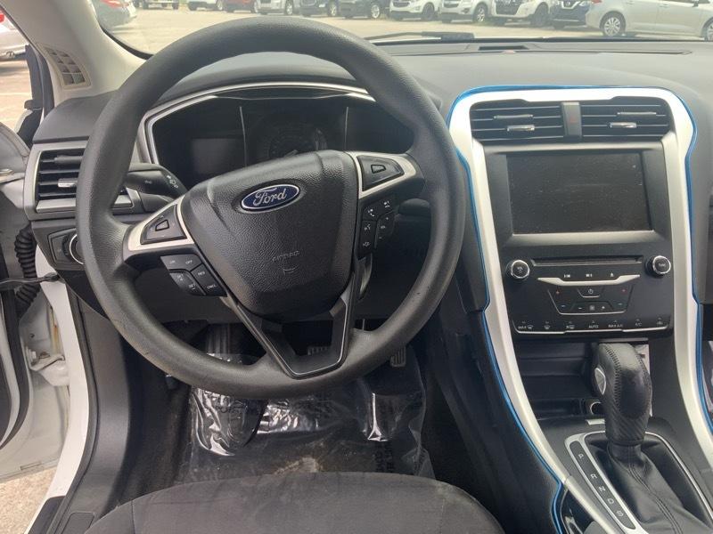 Ford Fusion SE 2014