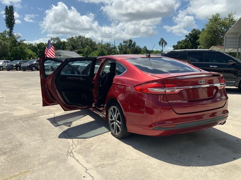 Ford Fusion SE 2017