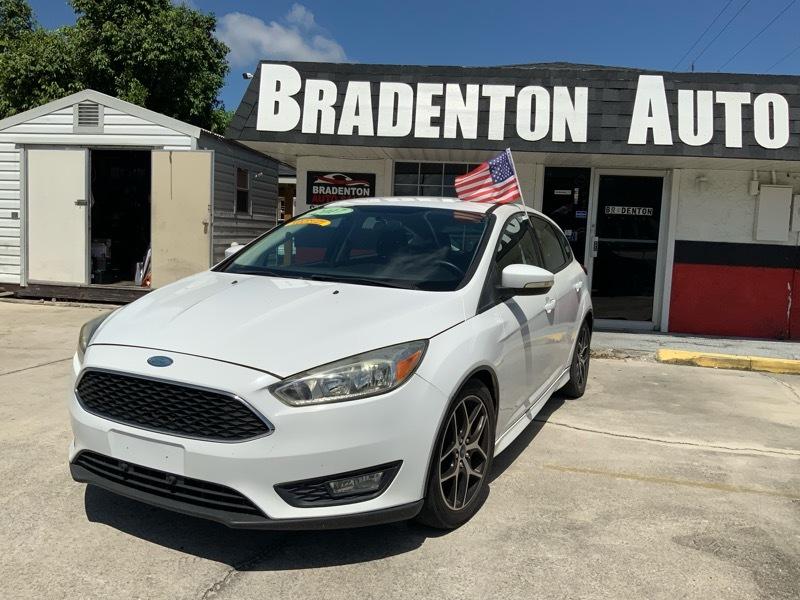 Ford Focus SE Hatch 2016