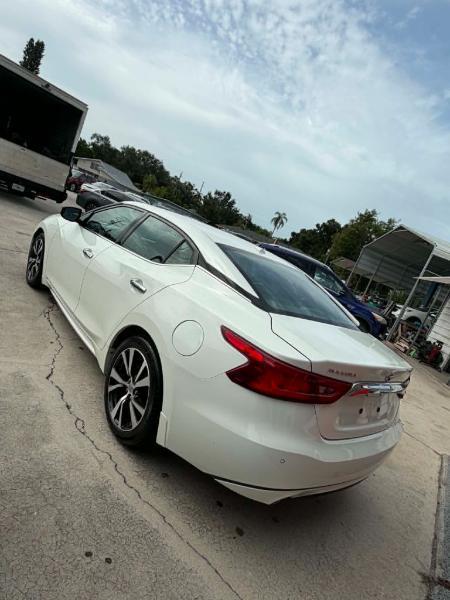 Nissan Maxima 3.5 S 2017