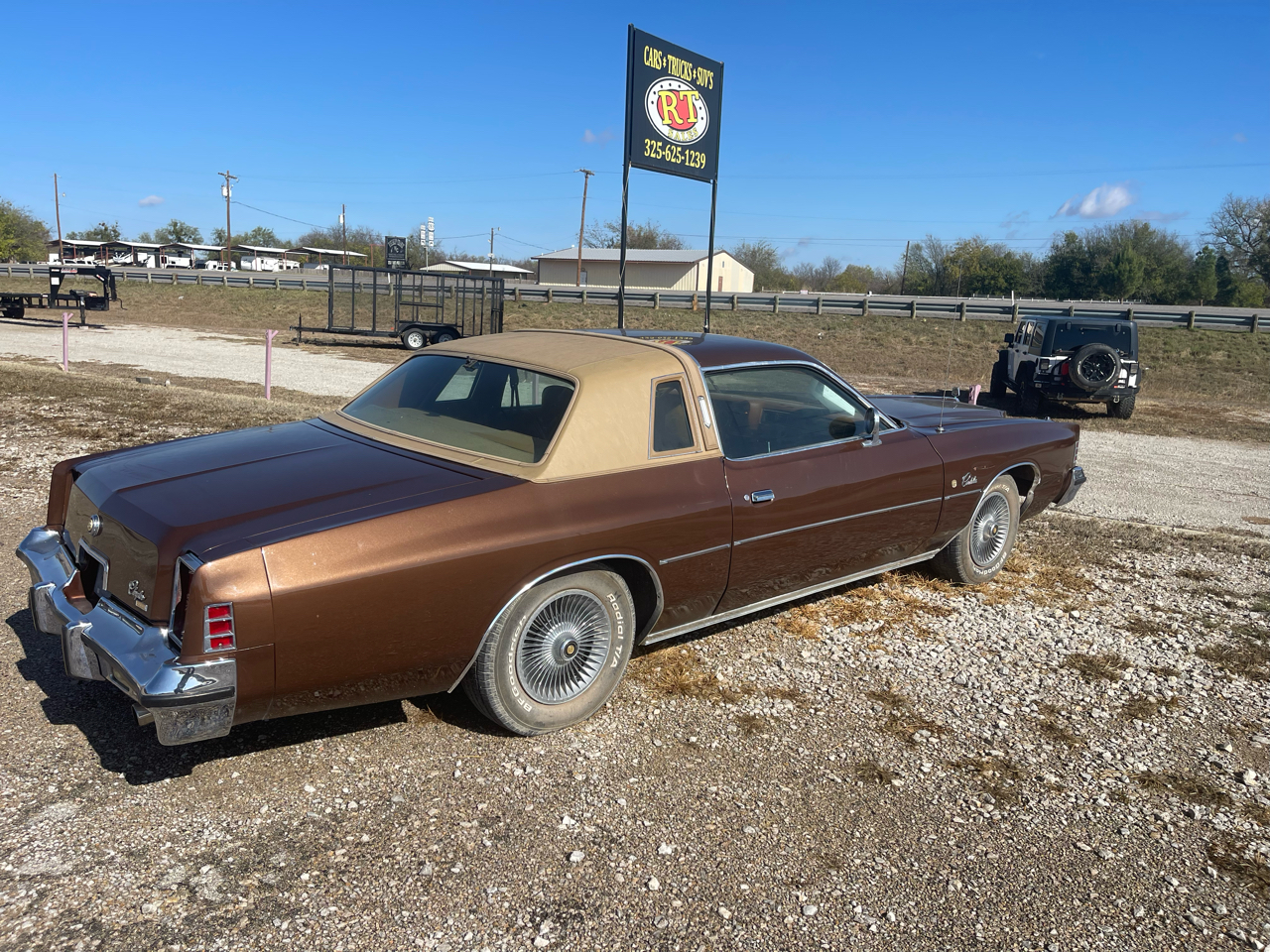 1977 Chrysler Cordoba Base