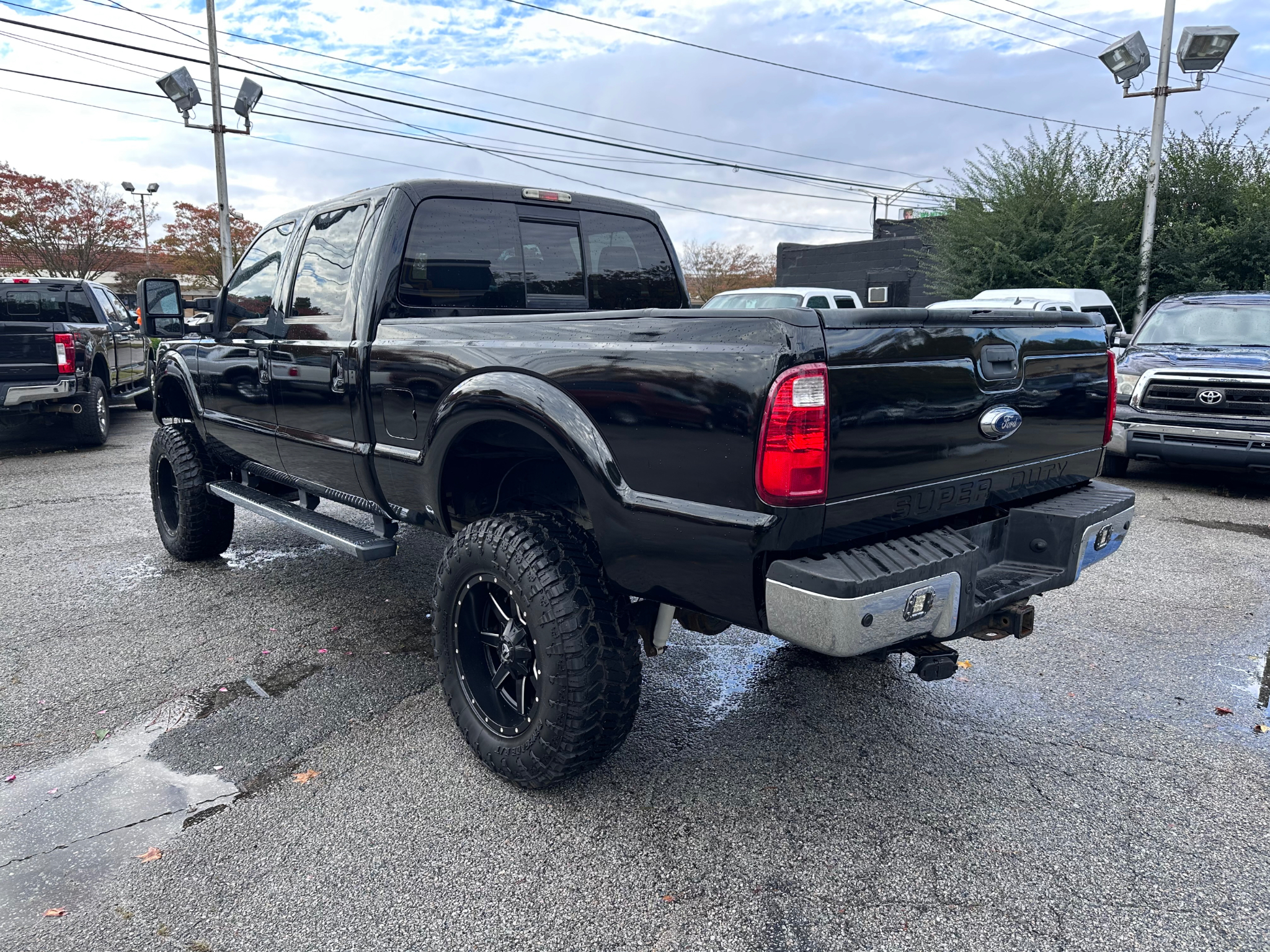 Ford Super Duty F-250 SRW 4WD Crew Cab 156" Lariat 2016 Ford Super Duty F-250 SRW 4WD Crew Cab 156" Lariat 2016