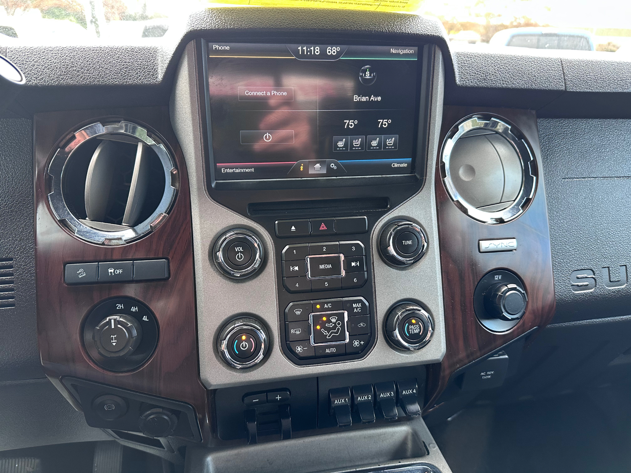 Ford Super Duty F-250 SRW 4WD Crew Cab 156" Lariat 2016 Ford Super Duty F-250 SRW 4WD Crew Cab 156" Lariat 2016