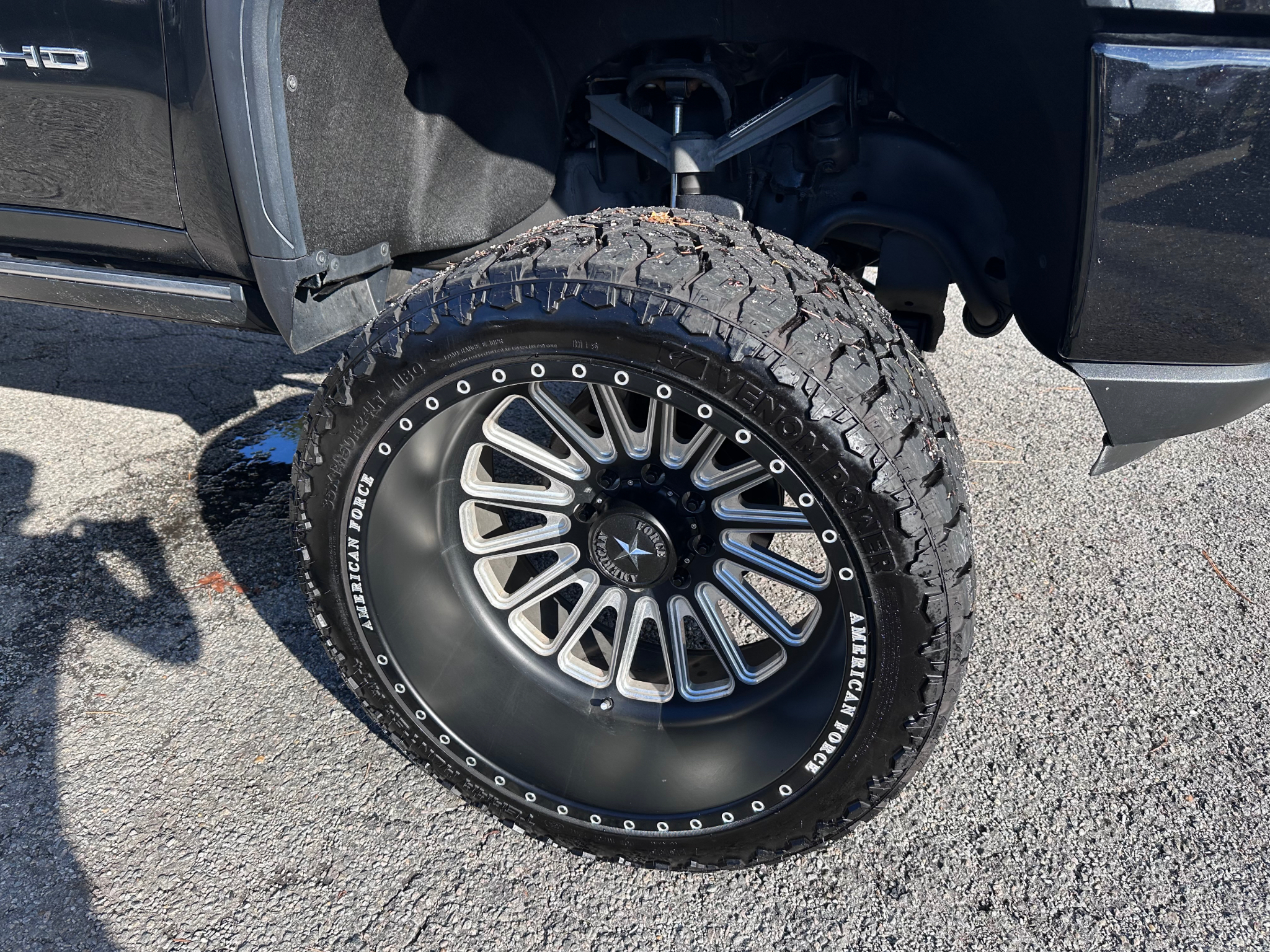 GMC Sierra 2500HD 4WD Crew Cab 159" Denali 2021 GMC Sierra 2500HD 4WD Crew Cab 159" Denali 2021