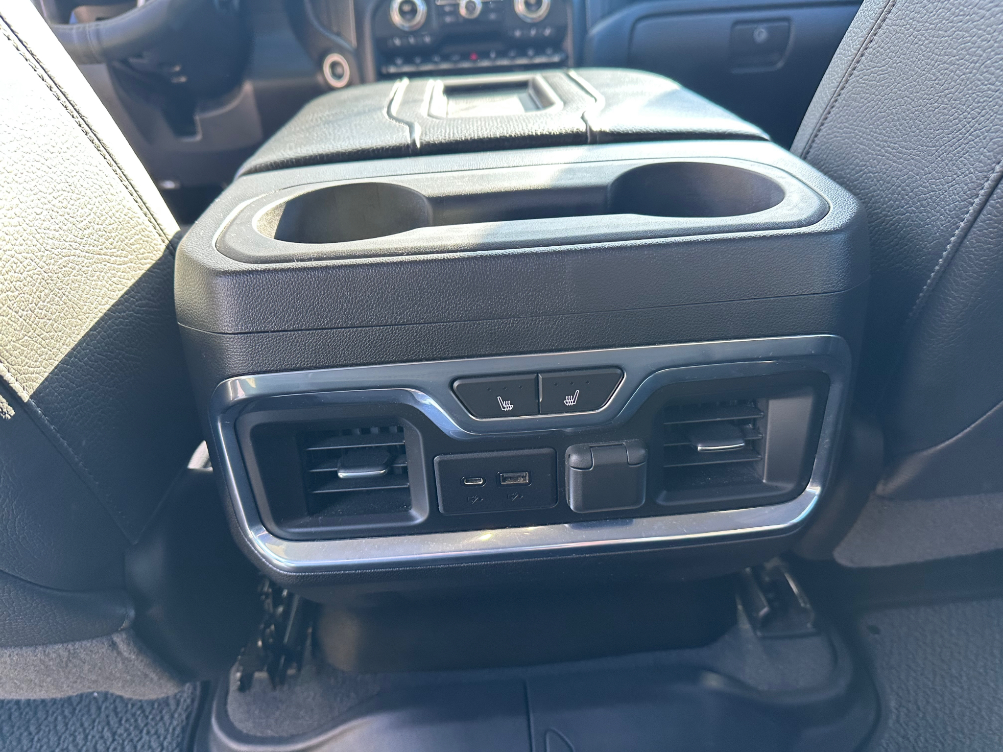 GMC Sierra 2500HD 4WD Crew Cab 159" Denali 2021 GMC Sierra 2500HD 4WD Crew Cab 159" Denali 2021