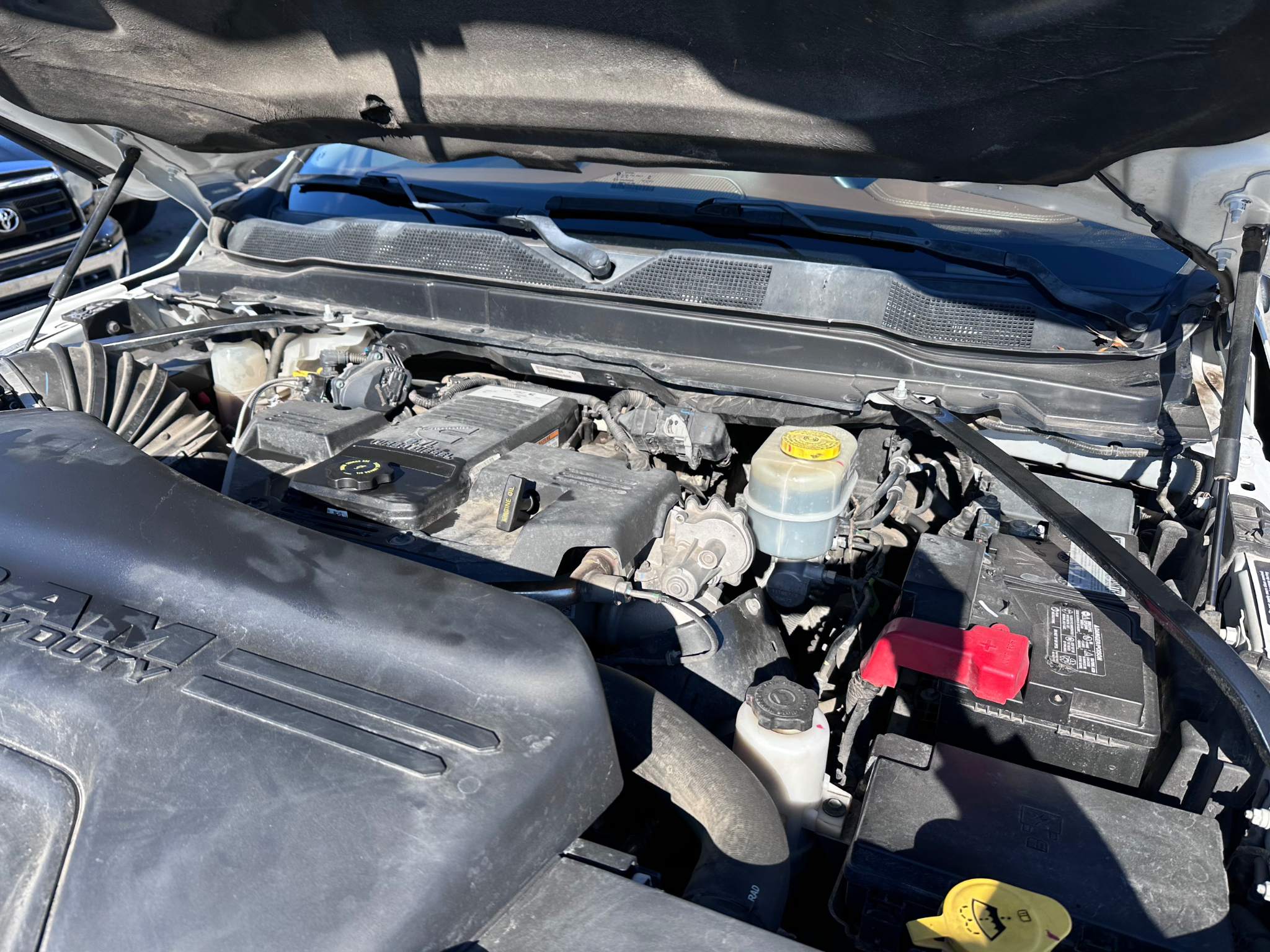 RAM 2500 Laramie 4x4 Crew Cab 8' Box 2019