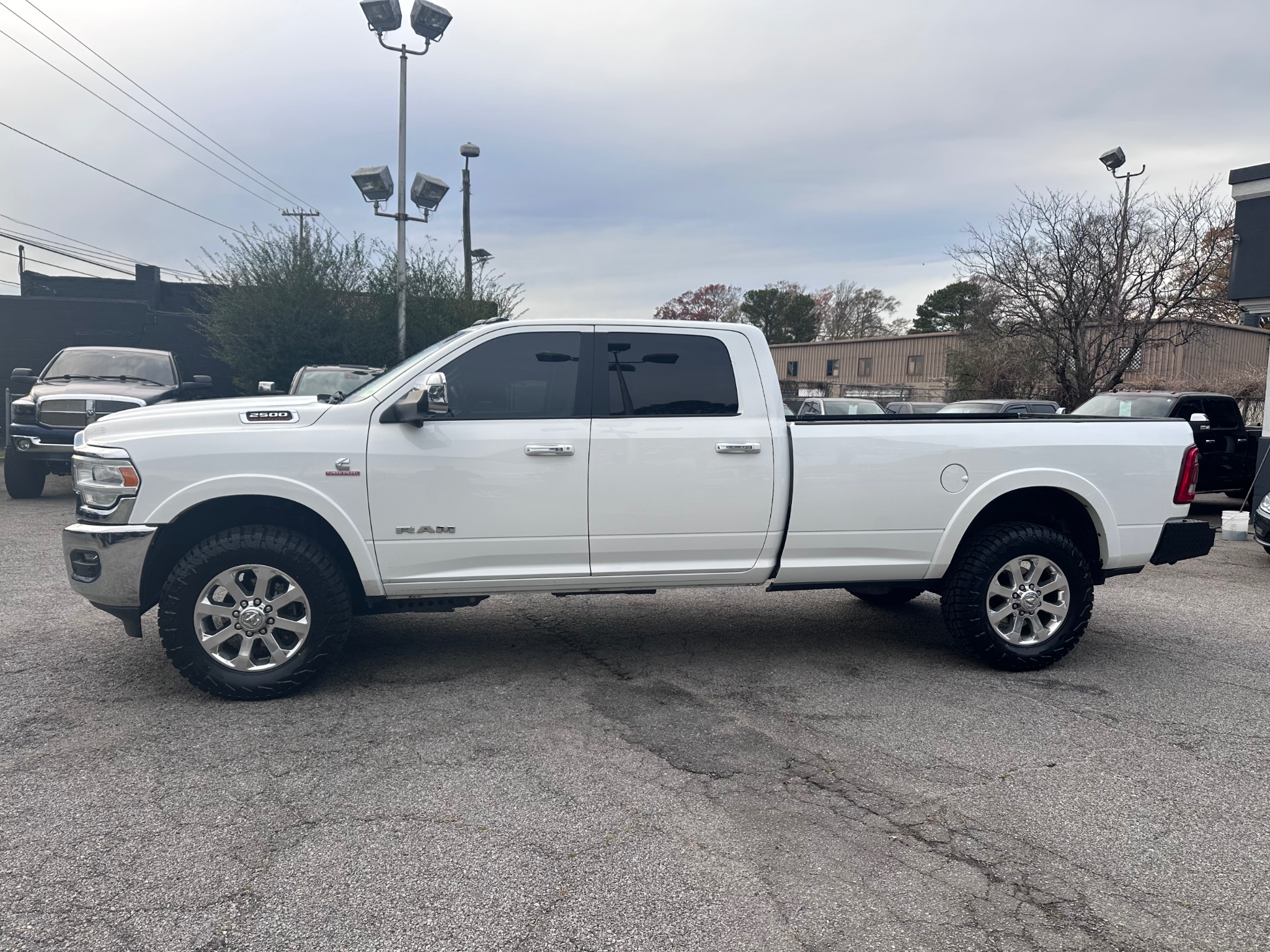 RAM 2500 Laramie 4x4 Crew Cab 8' Box 2019