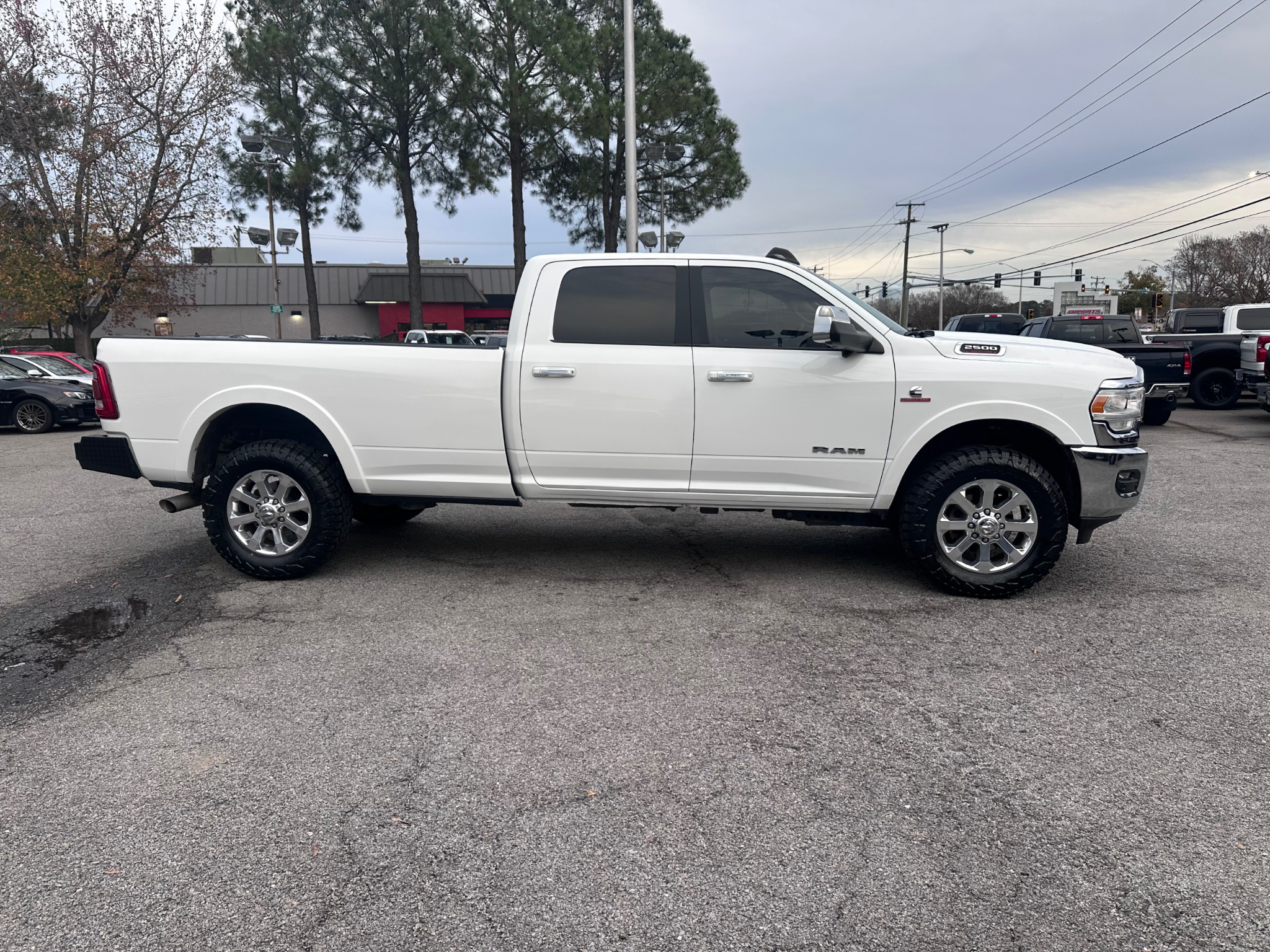 RAM 2500 Laramie 4x4 Crew Cab 8' Box 2019
