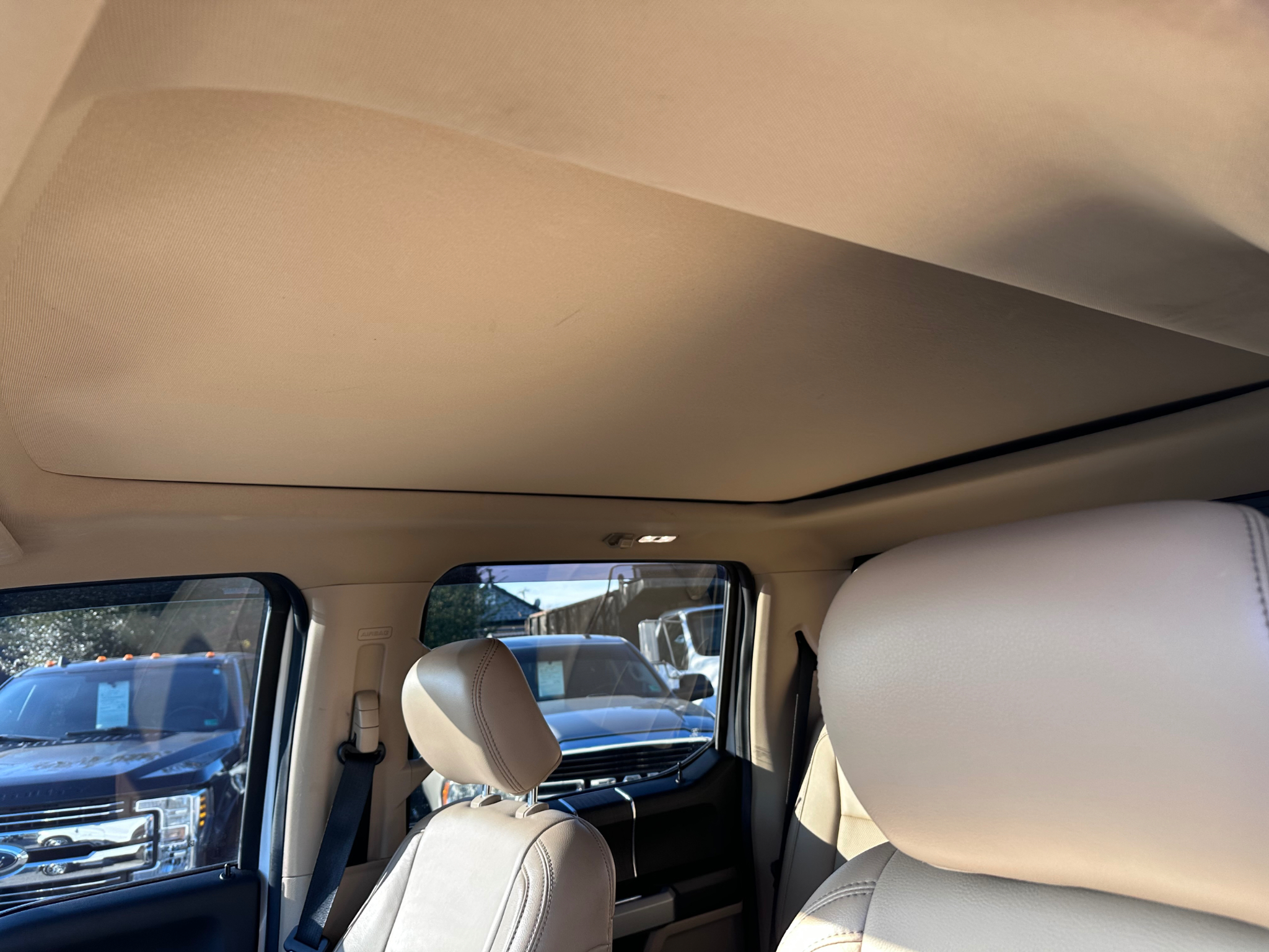 Ford Super Duty F-350 SRW Lariat 4WD Crew Cab 8' Box 2020