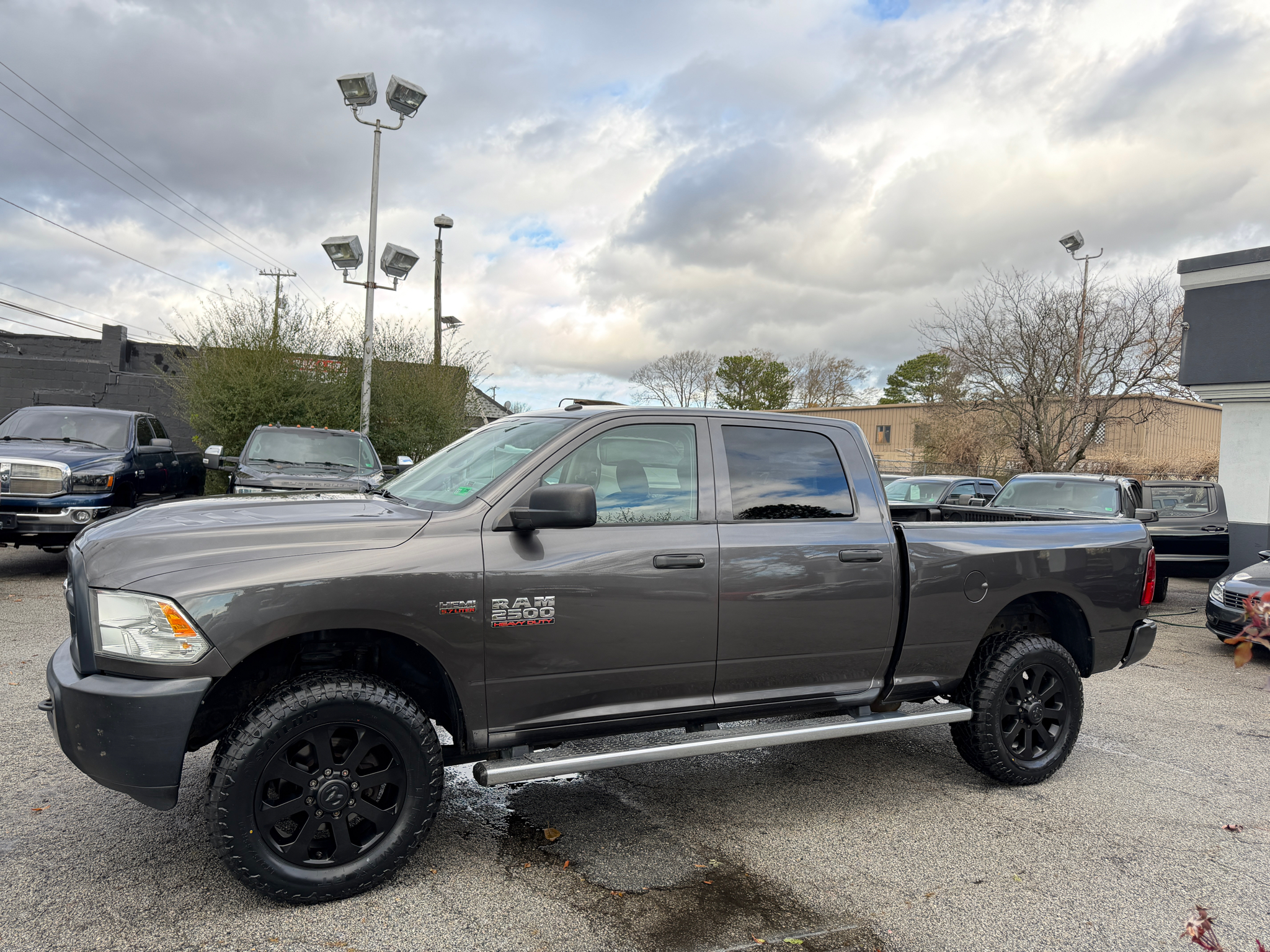 RAM 2500 4WD Crew Cab 149" Tradesman 2016